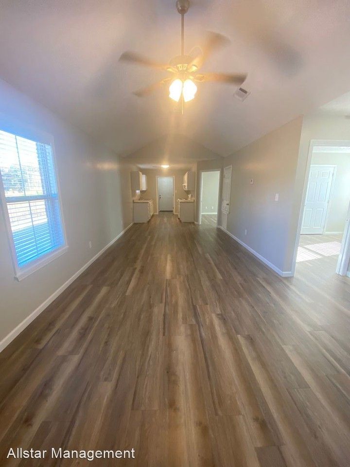 1578 County Road 885 - Photo 3 of 19