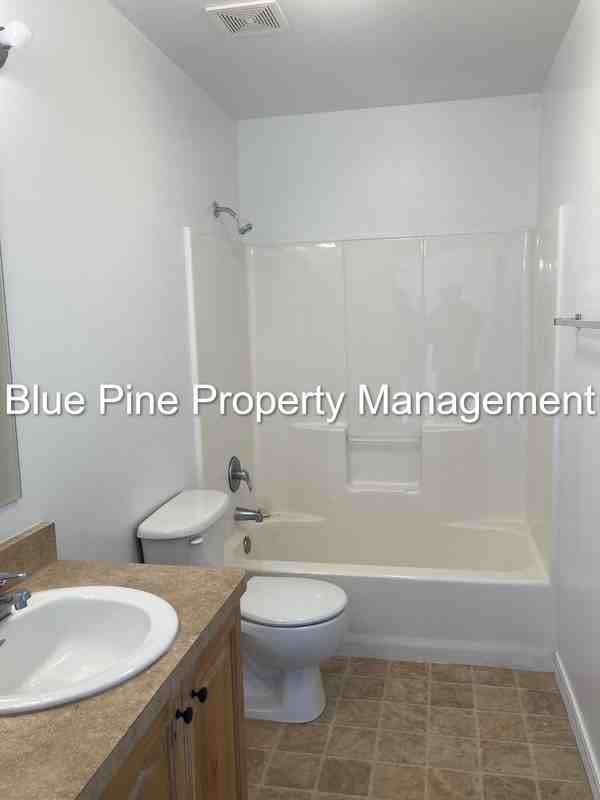 2866 Hunters Loop #500 - Photo 7 of 12