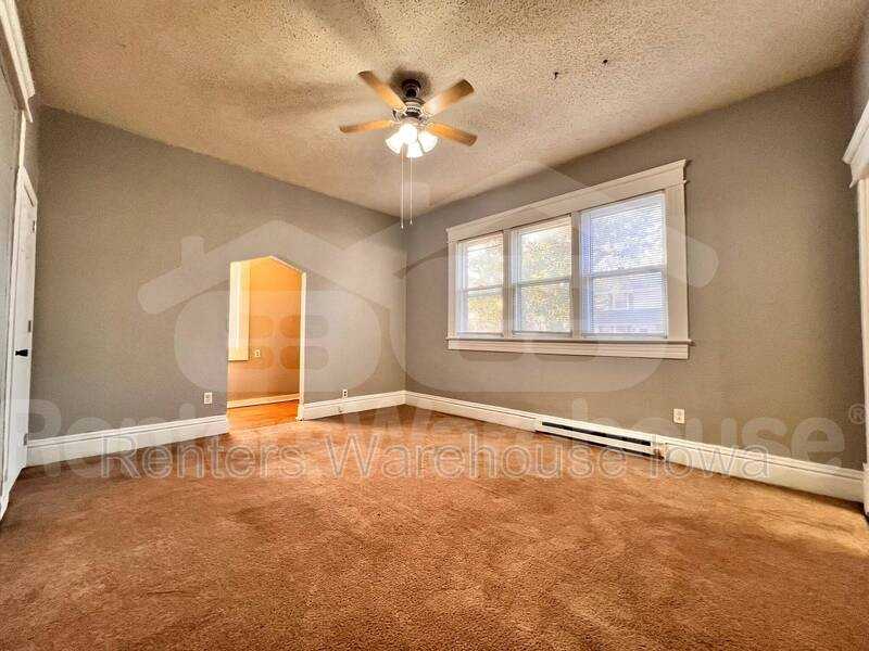 3419 1st St #2 - Photo 3 of 10