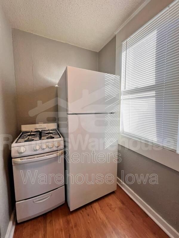 3419 1st St #2 - Photo 7 of 10