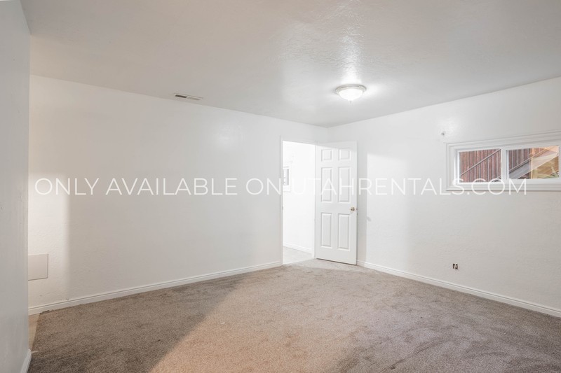 637 Nw - Photo 6 of 15