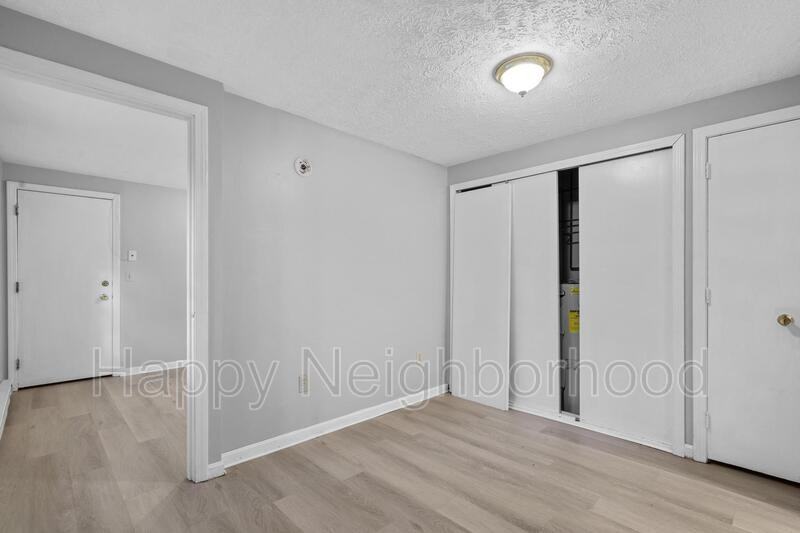 451 Divinity St #I - Photo 3 of 27