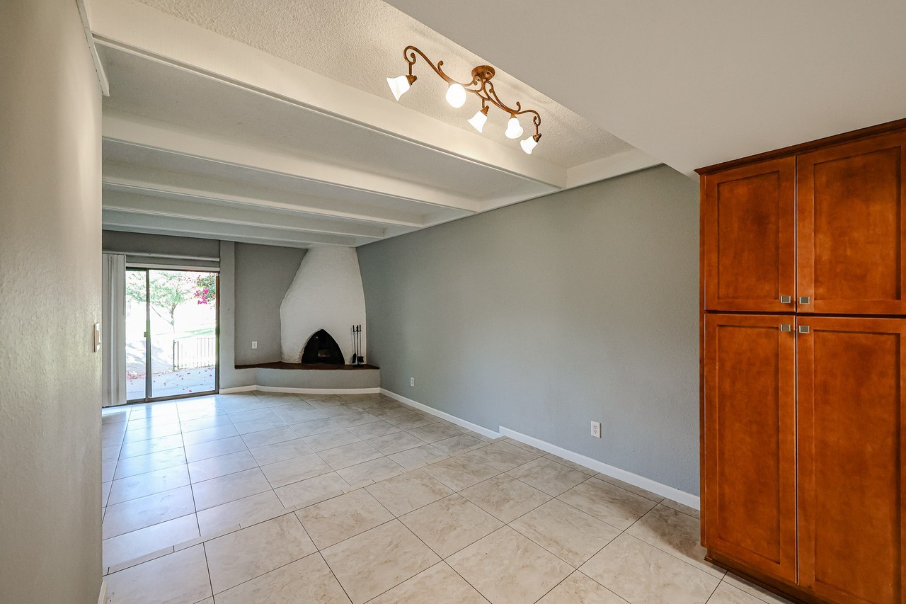 3214 S El Camino Dr - Photo 4 of 40