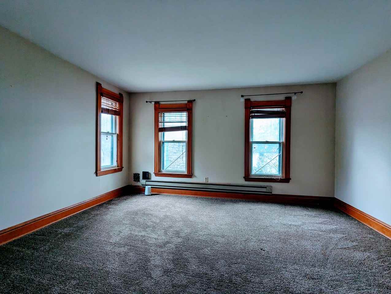 2406 Lincoln St Ne Apartments in Windom Park, Minneapolis, MN 55418