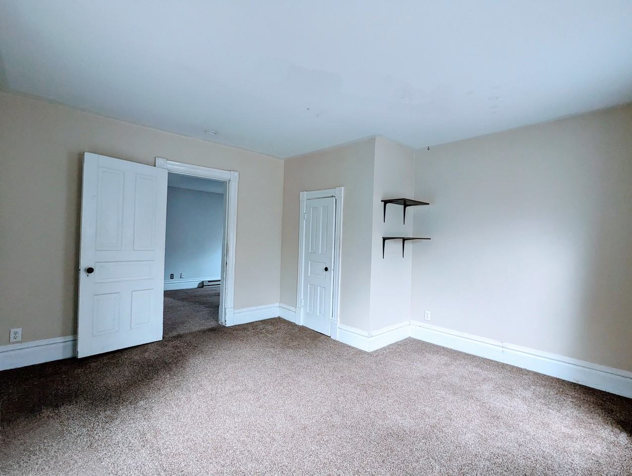 2406 Lincoln St Ne Apartments in Windom Park, Minneapolis, MN 55418