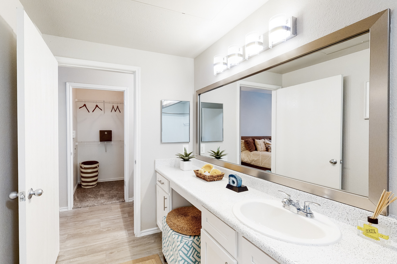 Brynwood Apartments - Photo 6 of 50