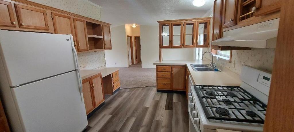 13574 72nd St - Photo 3 of 17