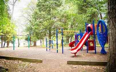 11535 Beacon Hill Ct - Photo 3 of 15