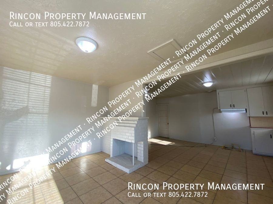 752 W Main St - Photo 3 of 15