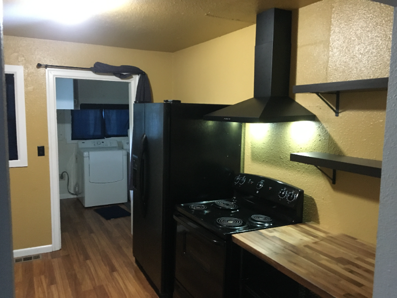 619 E Harrison St - Photo 2 of 7