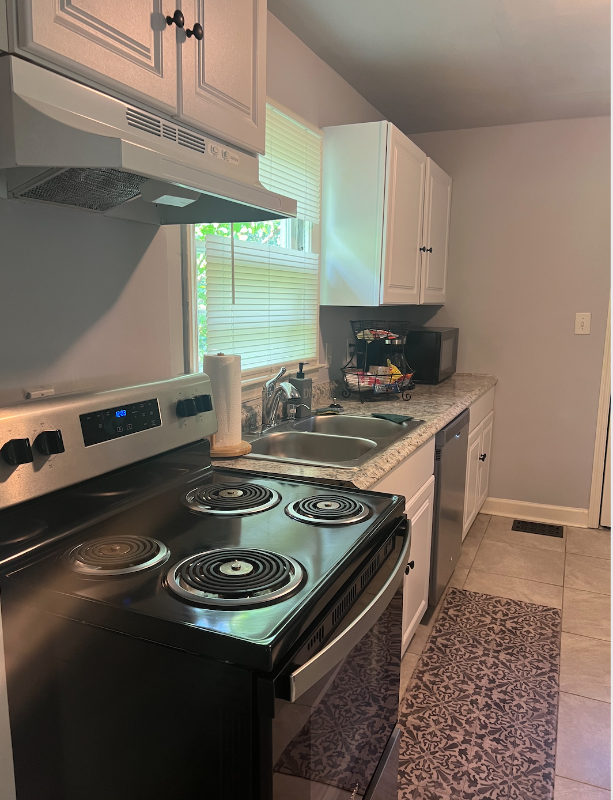 1610 Ezra Church Dr Nw - Photo 3 of 11