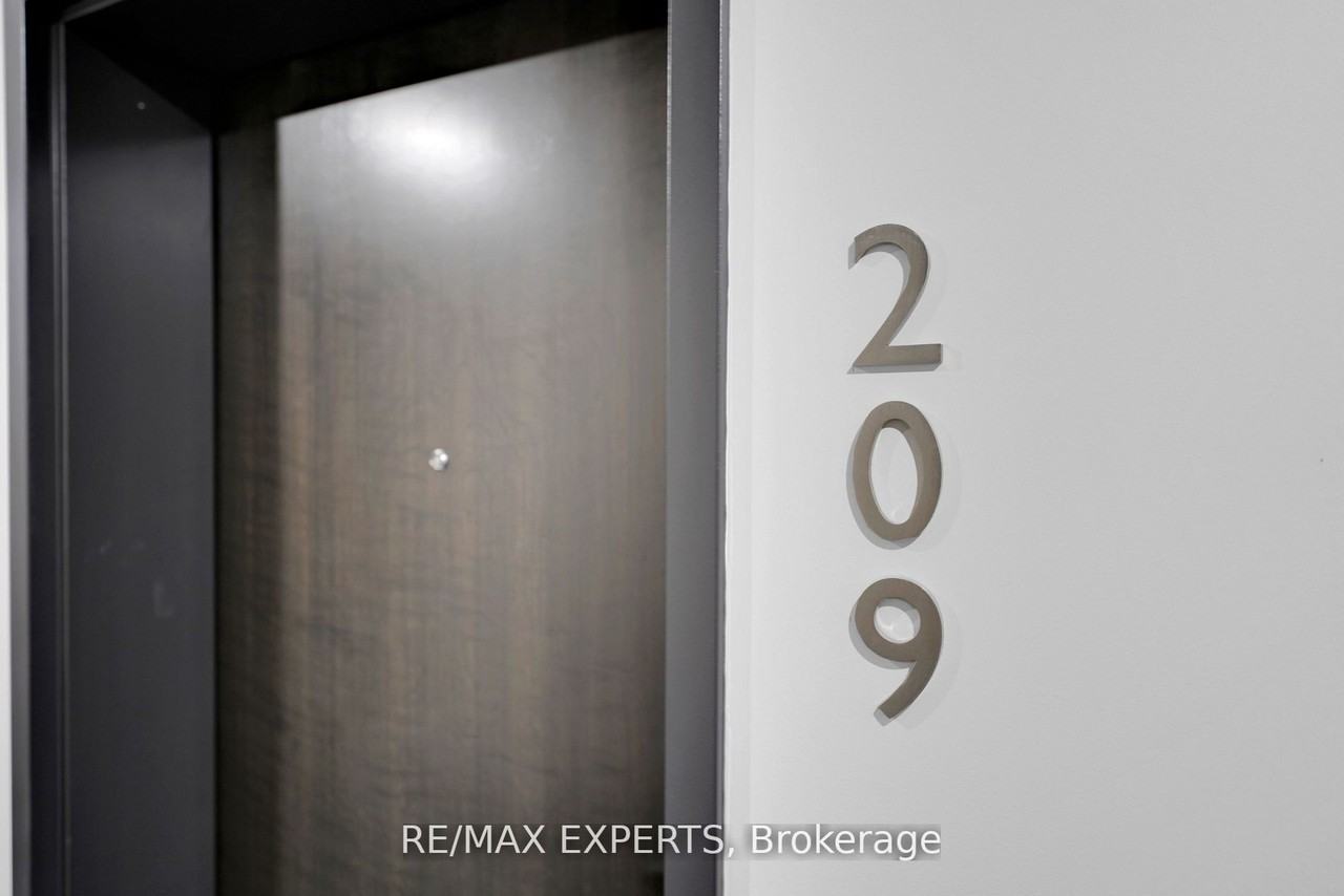 430 Essa Road - Photo 3 of 20