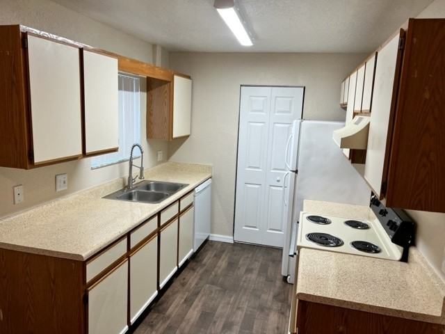 14551 Ivy Chase Ln #26 - Photo 3 of 8