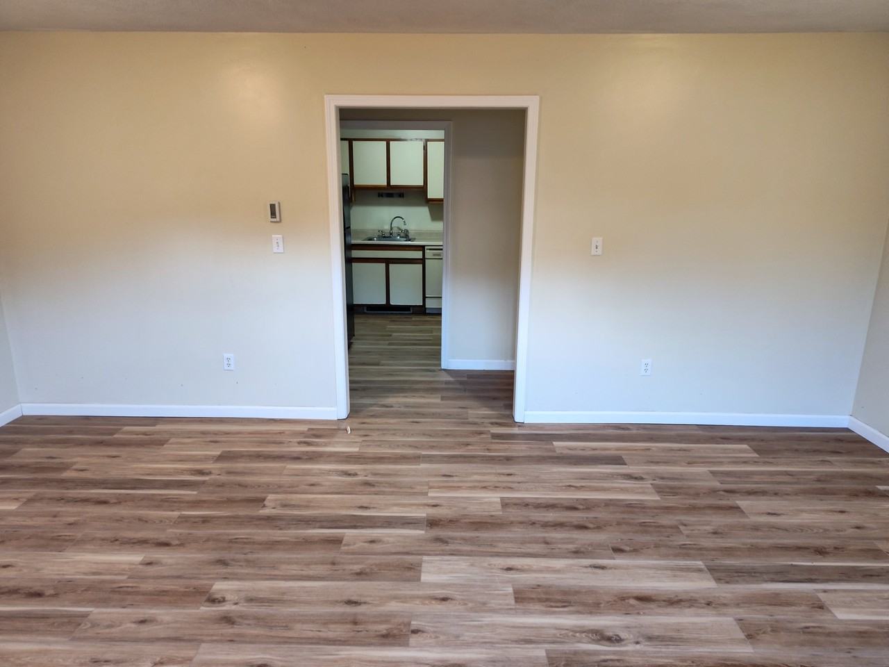 200 Manville Hill Rd #128