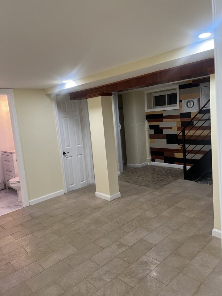 1610 Givan Ave - Photo 3 of 11