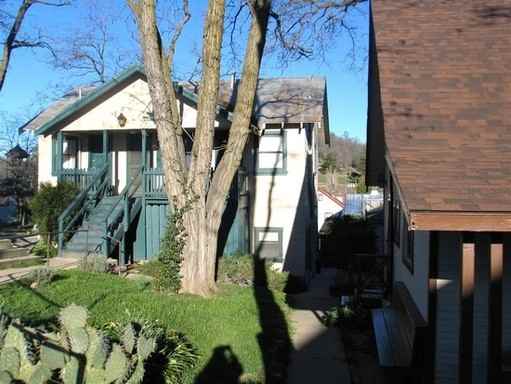 2724 B St - Photo 2 of 2