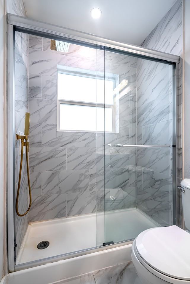 Live Oak St - Photo 3 of 15