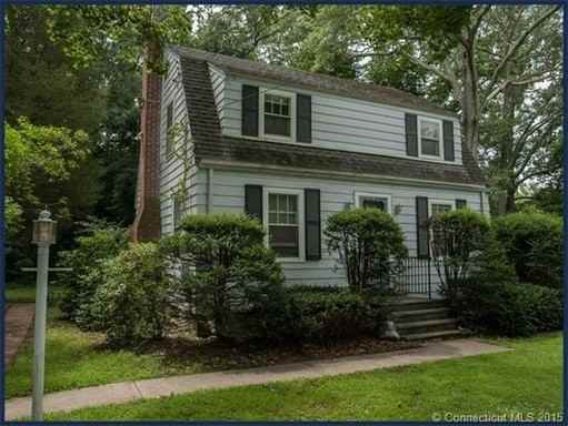 41 Lewis Blvd - Photo 2 of 8