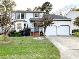 featured image of 913 Edgewater Dr