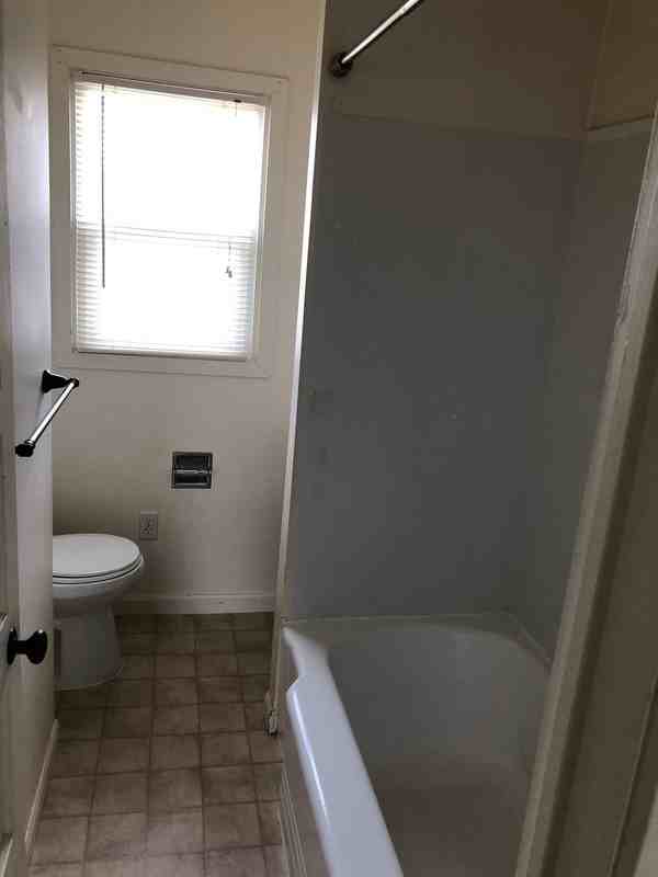 1404/1406 Mcpherson Ave. #1406 - Photo 6 of 10