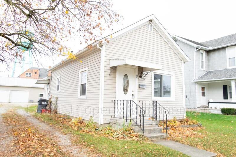 8 S Main St - Photo 2 of 18