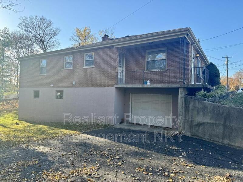 48 Bellemonte Ave - Photo 3 of 9