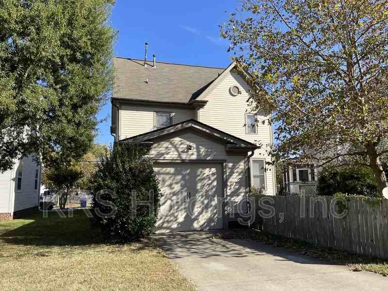 3215 Omohundro Ave - Photo 3 of 29