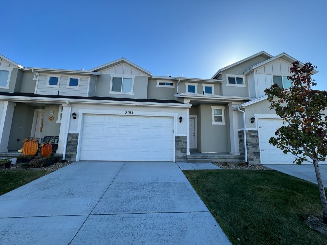 5193 W Copeland Dr #1 - Photo 2 of 17