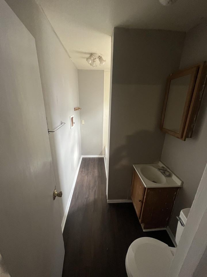 306 N Western St #1 - Photo 5 of 9