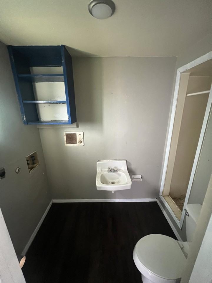 306 N Western St #1 - Photo 6 of 9