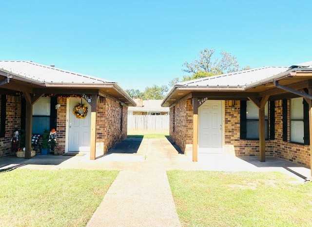 210 Fuller St #A - Photo 2 of 12