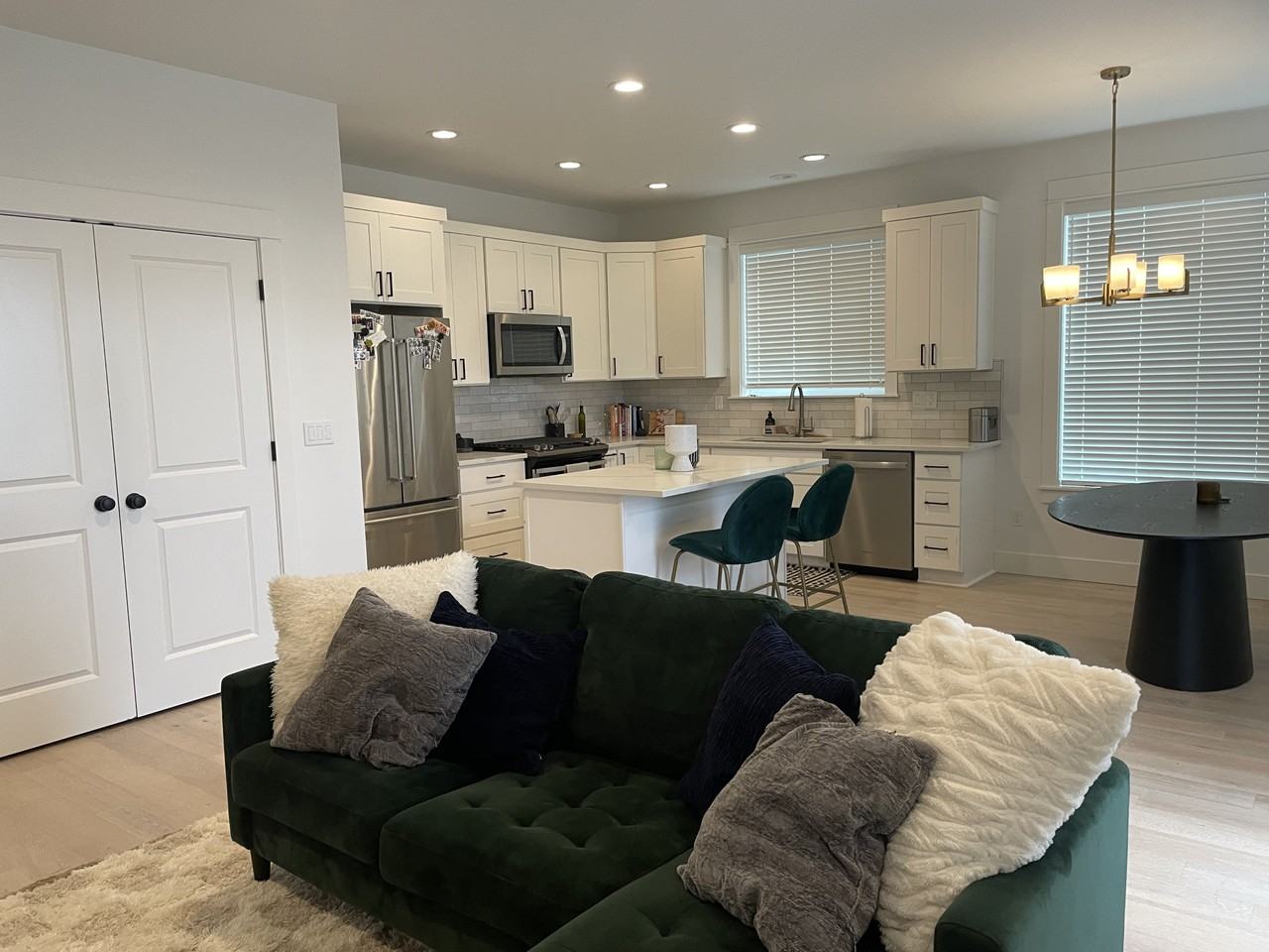 1075 Sw Dottie Ct #NA - Photo 3 of 13