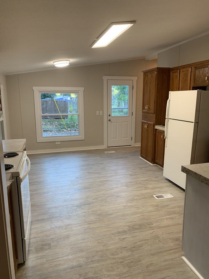 1017 Briarwood Dr #NA - Photo 3 of 15