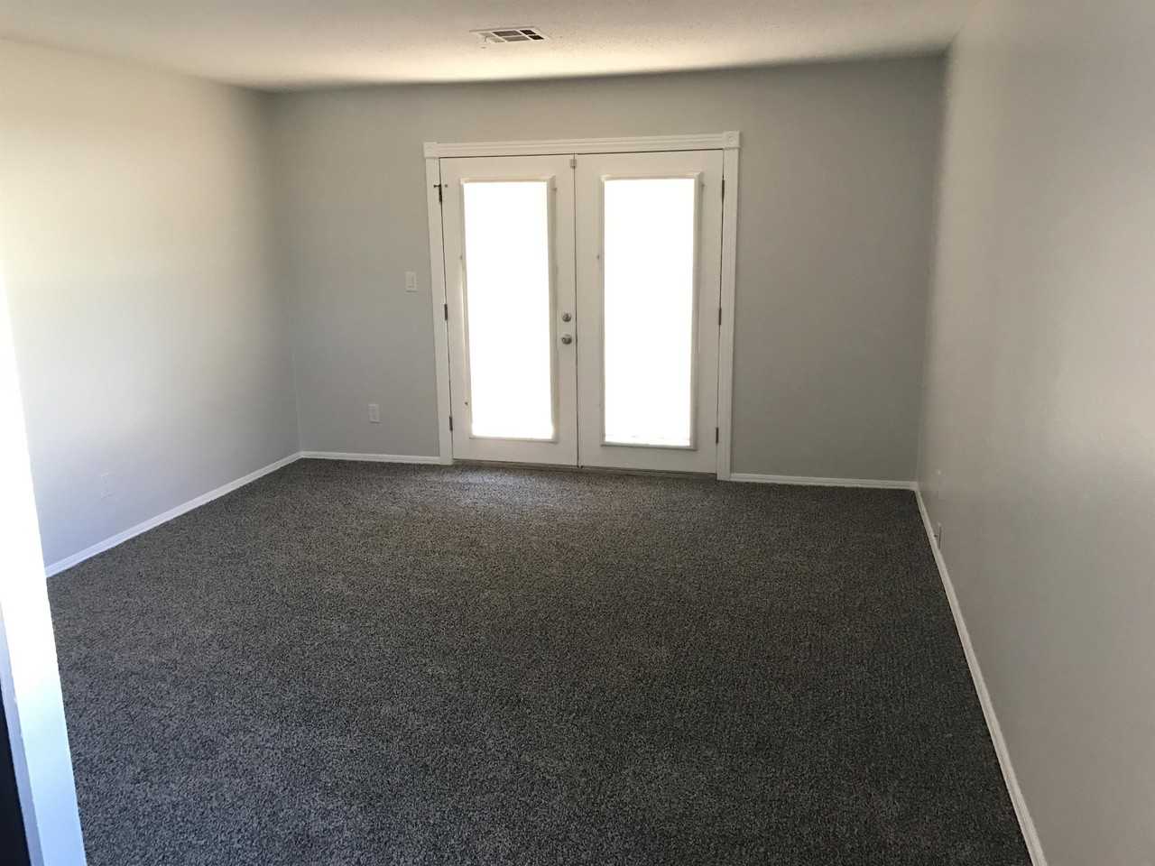 5 Dakota Dr #83 - Photo 6 of 13