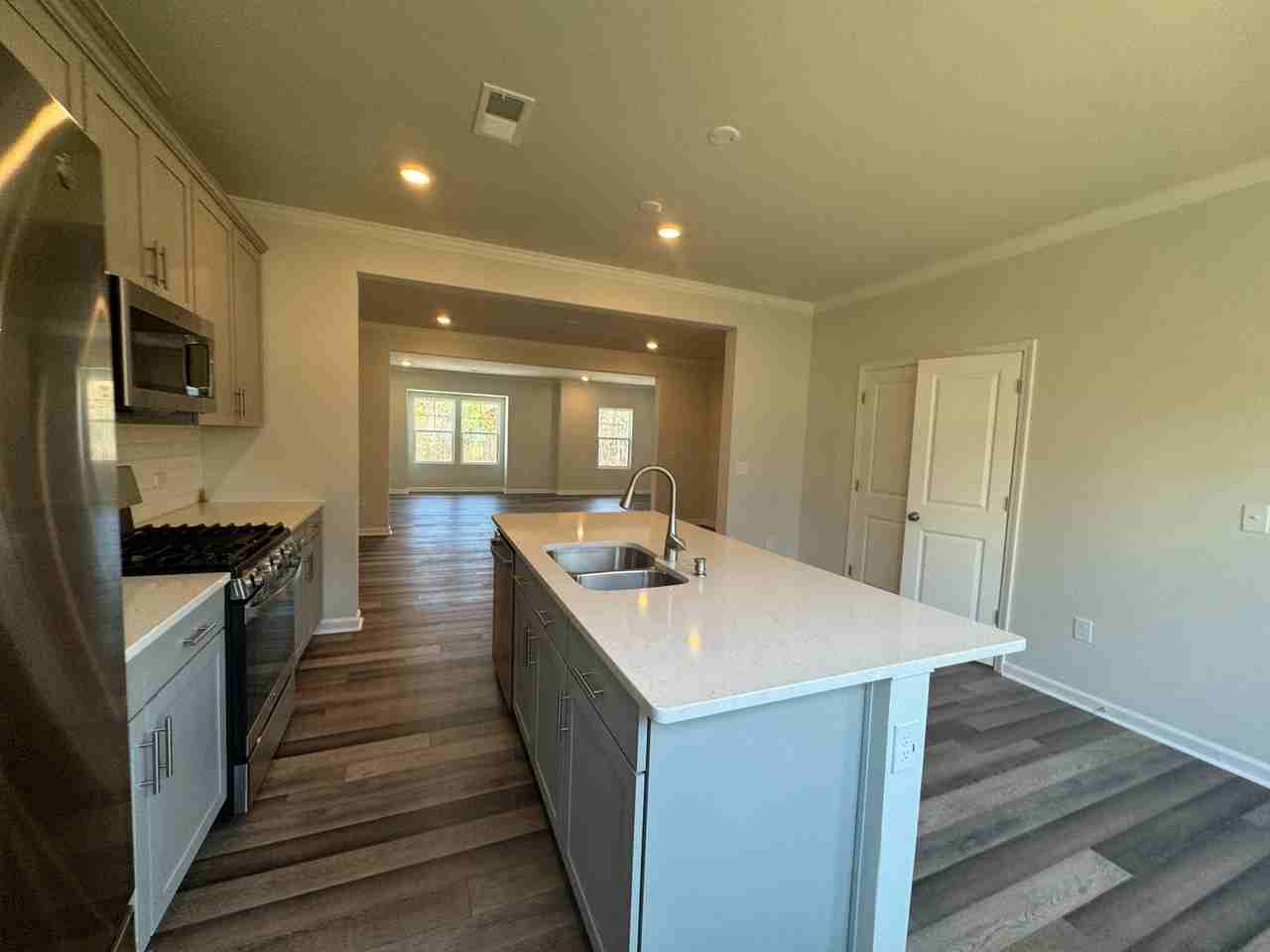 3048 Castle Loch Ln - Photo 4 of 24