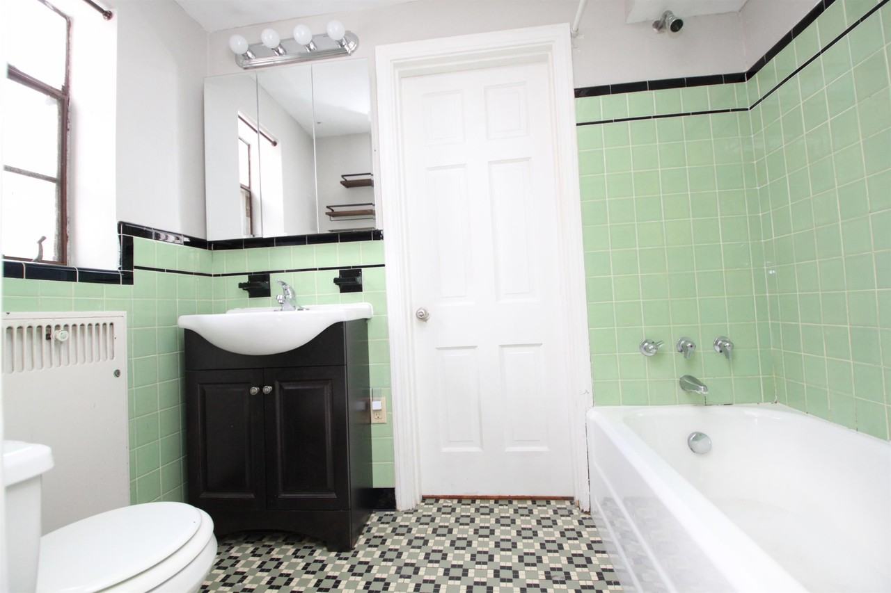 25 HAWLEY AVENUEAPT A-3 #A03 - Photo 6 of 12