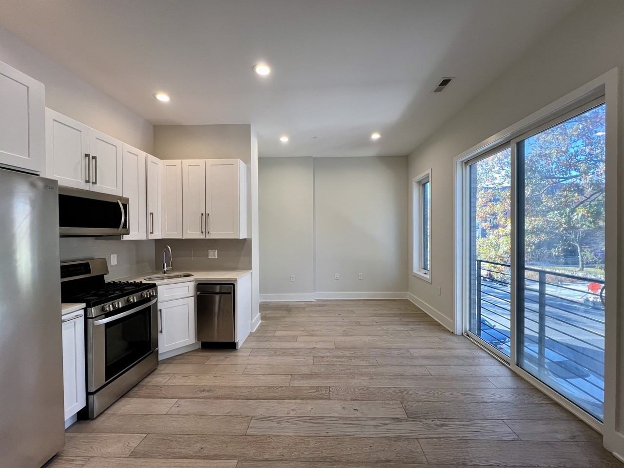 7129 Georgia Ave Nw #4 - Photo 3 of 17