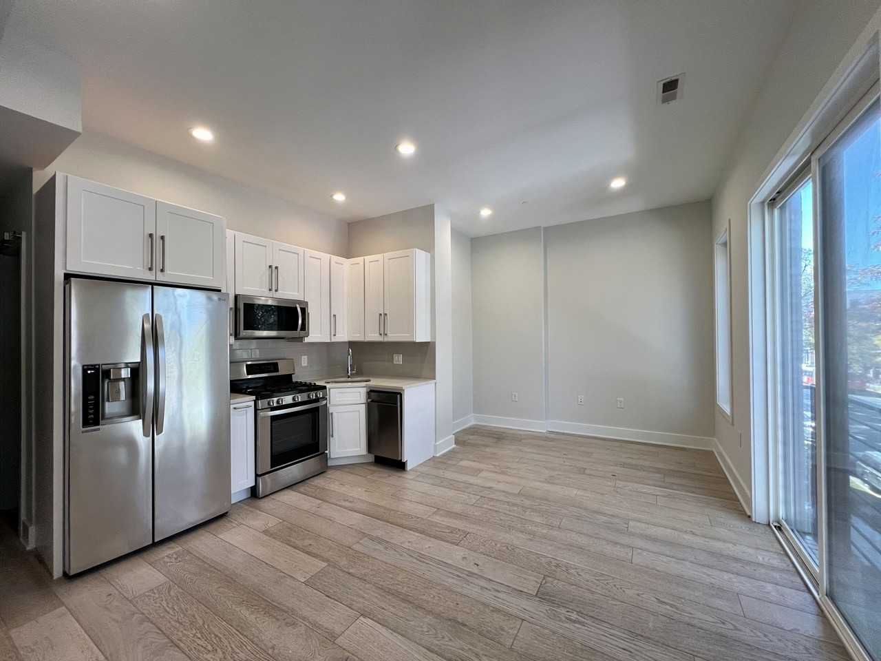 7129 Georgia Ave Nw #4 - Photo 4 of 17
