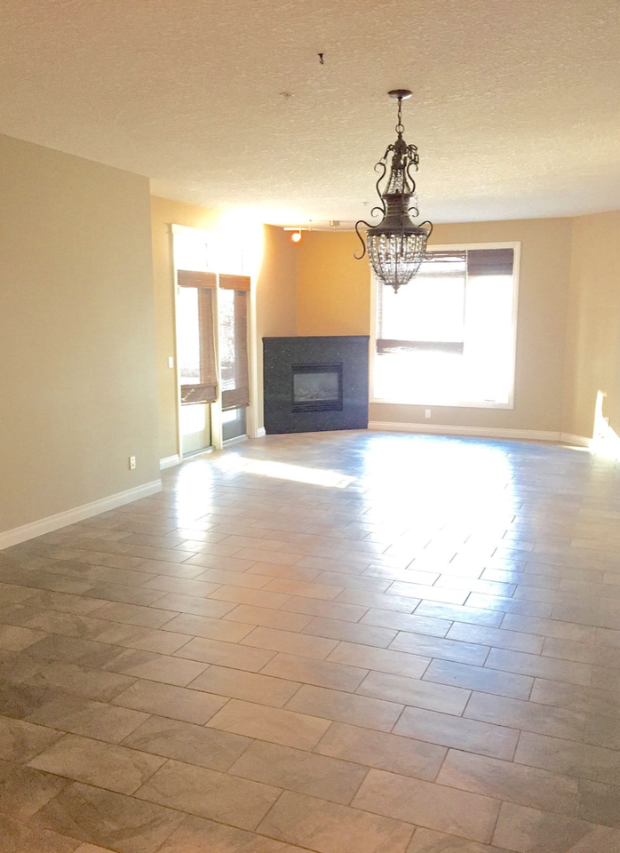 14 Hemlock Cres Sw #6106 - Photo 3 of 9