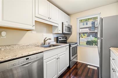 601 Arkwood Dr #1 - Photo 2 of 25