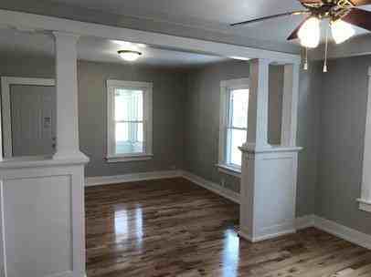 207 Franklin Ave - Photo 2 of 24