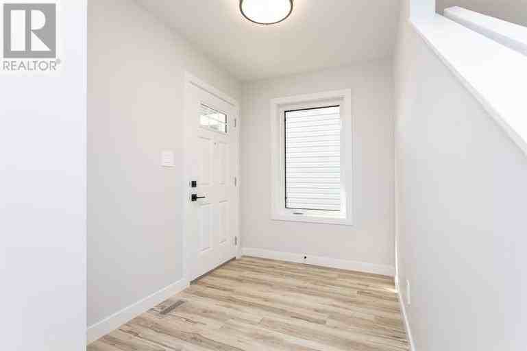 55 Cameron Close - Photo 2 of 8