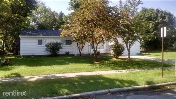 2925 Hilltop Dr - Photo 2 of 18