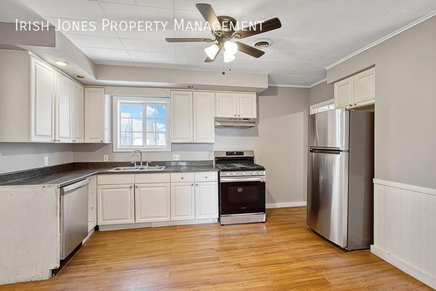 15 Grove St #4 - Photo 5 of 14