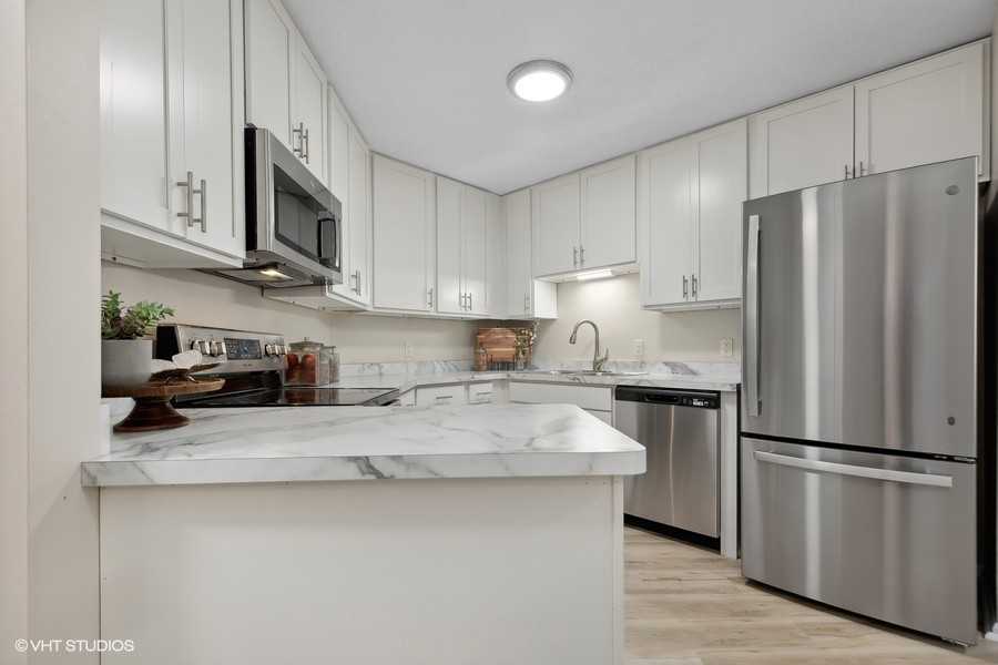 3526 4th Ave S - Photo 3 of 41