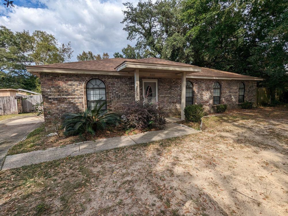 4680 Geneva Dr - Photo 3 of 31