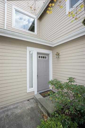 9230 159th Pl NE Unit #203, Redmond WA 98052 - Photo 3 of 26