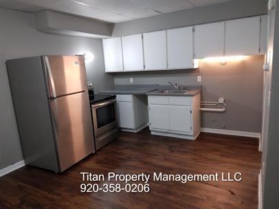 570 Mill St - Photo 6 of 11