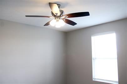 703 Legacy Drive - Photo 3 of 18