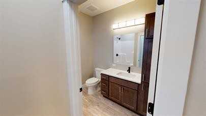 2004 University Drive - Photo 5 of 44